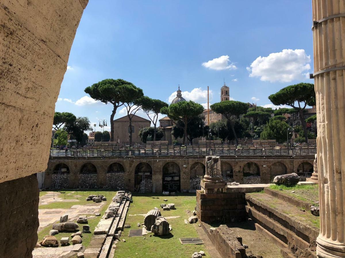 Romenjoy Colosseo Luaran gambar